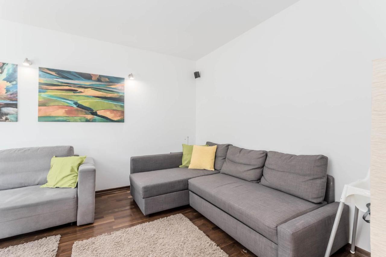 Chill Apartments Kabaty Family วอร์ซอ ภายนอก รูปภาพ